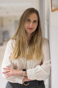 Natalia Juszczak - Koordynator badań klinicznych tel. 782 999 717 e-mail: natalia.juszczak@dcopih.pl